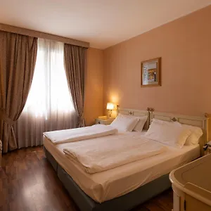 Lucrezia Borgia Hotel Ferrara